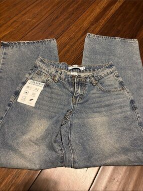 Refrain Los Angeles Light Blue Straight Leg Women's Jeans - Classic Denim